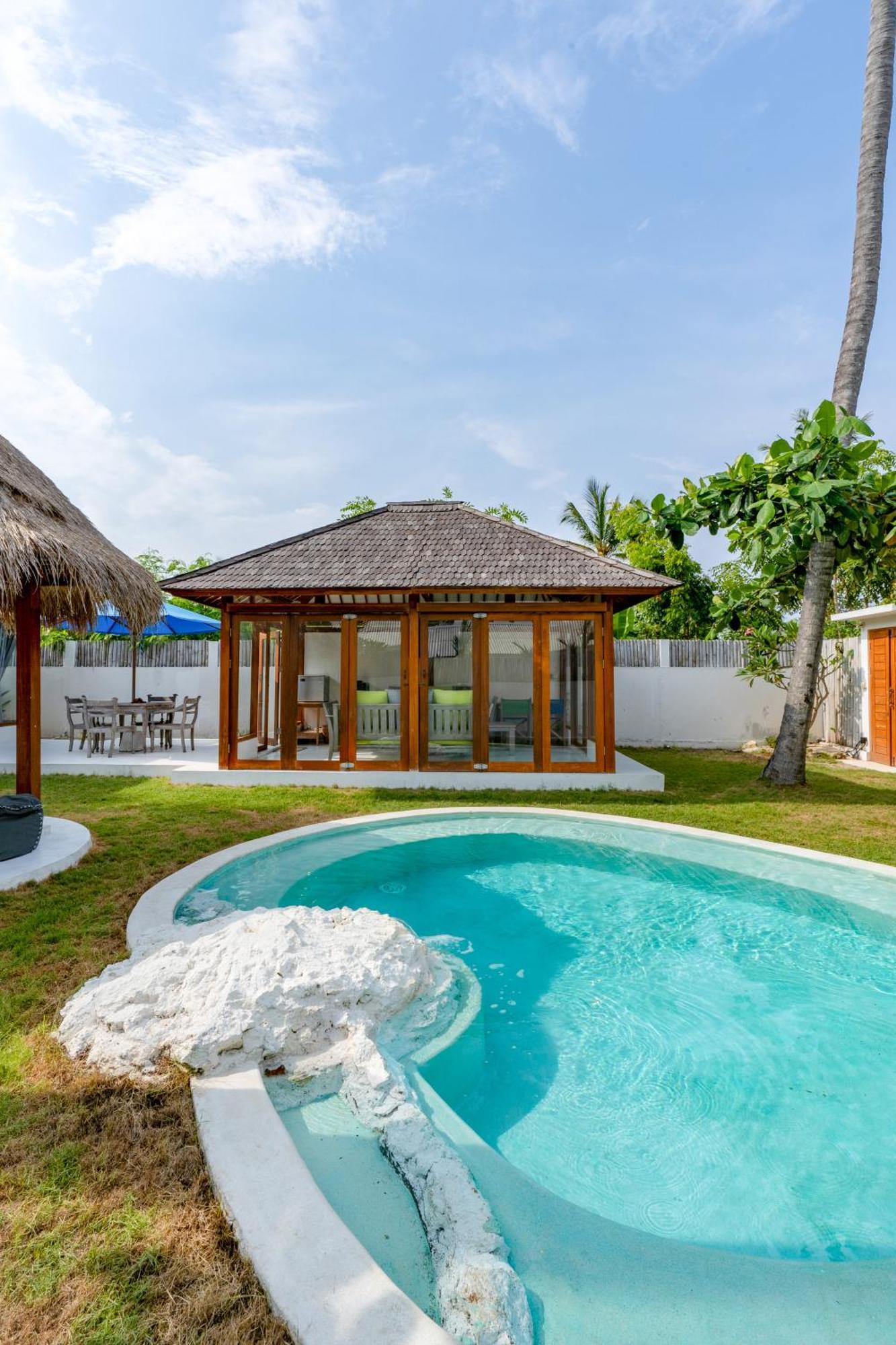 Villa Vie Lembongan Exterior photo